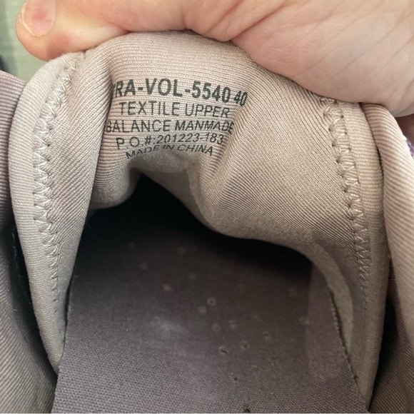 TRAQ by Alegria Sz 40 Volition Eggplant Rain Slip On Sneakers Walking Shoes - Picture 12 of 12